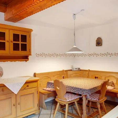 Appartement Zum Schnitzer Franzl