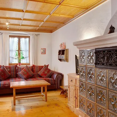 Apartment Zum Schnitzer Franzl